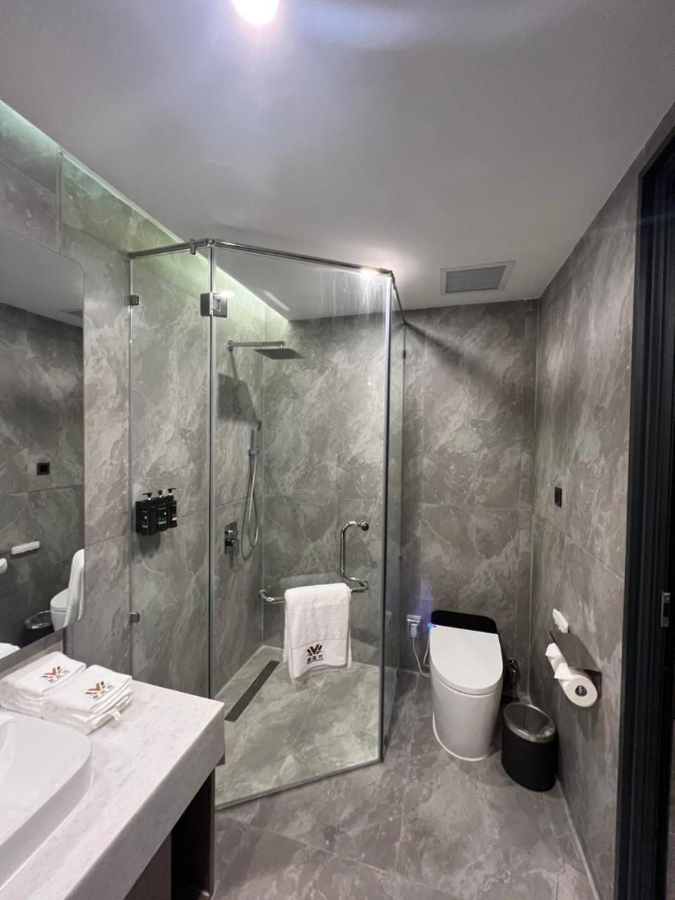 Wah Fu Hotel Ho Chi Minh Zewnętrze zdjęcie